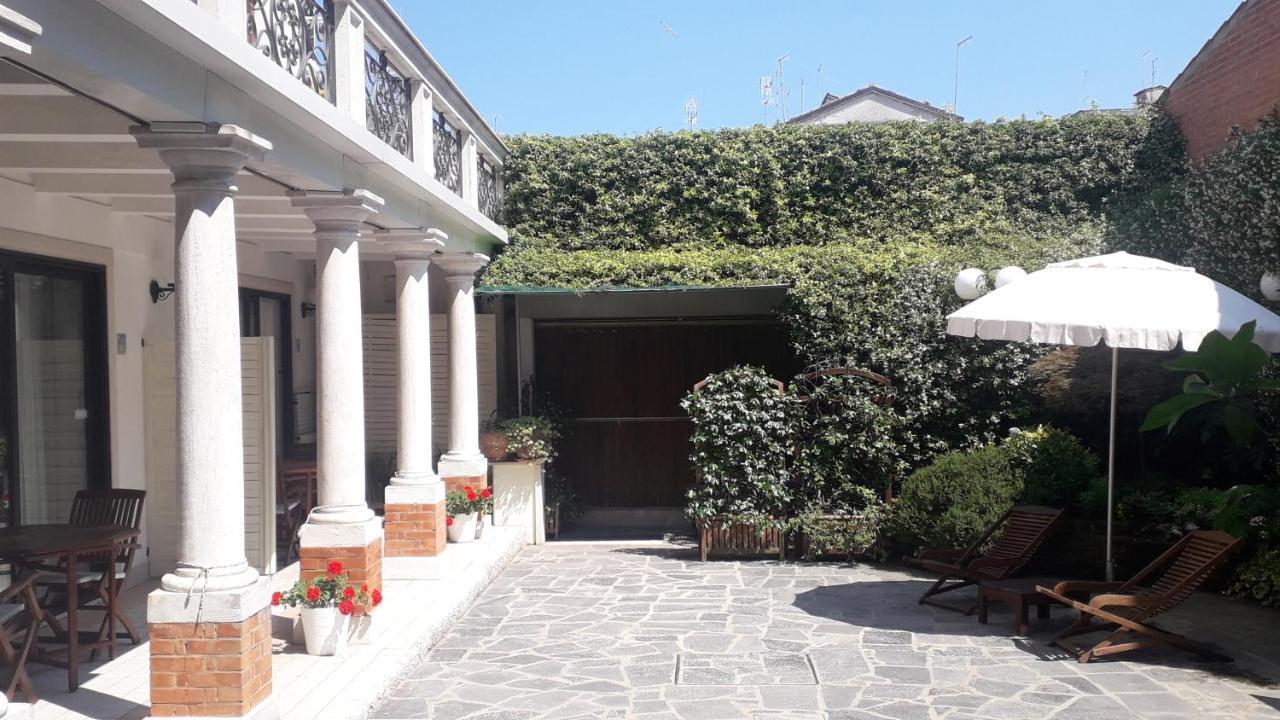 Casa Di Carlo Goldoni - Dimora Storica Bed & Breakfast Chioggia Eksteriør bilde